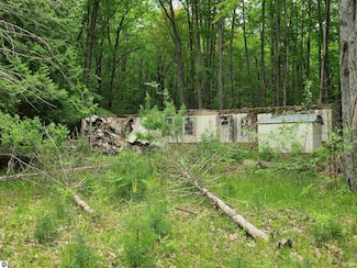 5072 Holmes Rd, Harrisville Township, MI 48740