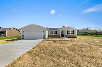 112 Tupelo St, Advance, MO 63730
