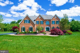 722 Bentley Ct, Moorestown, NJ 08057