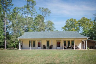 3706 Fm 1252 W, Kilgore, TX 75662