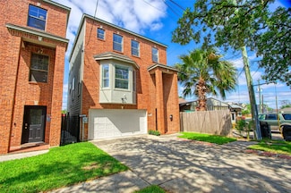 1010 Temple St, Houston, TX 77009
