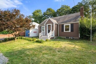 5 Lull St, Westwood, MA 02090