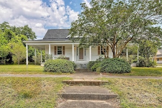 315 E Marion St, Kershaw, SC 29067
