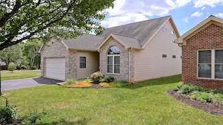 225 Windsong Ln, Christiansburg, VA 24073