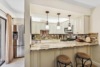 7 Atrium Cir Unit D, Lake Worth, FL 33462