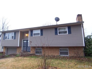 104 Greenwood Dr, Williamstown, WV 26187