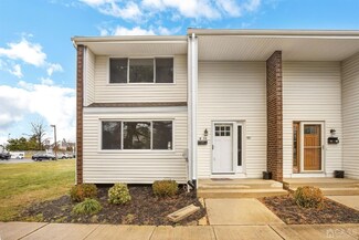 12 Lincoln Ln Unit E, Dayton, NJ 08810
