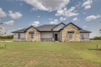 8561 Kassandra Dr, Sanger, TX 76266