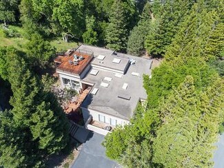 9 Valley Oak St, Portola Valley, CA 94028