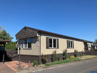 5422 Portland Rd NE Unit 68 Rd NE, Salem, OR 97305
