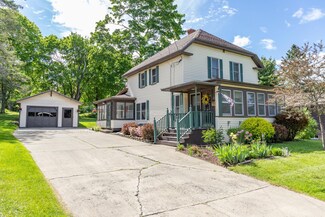 21 Hillside Ave, Old Town, ME 04468