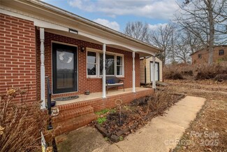 927 Ferguson Ridge Rd, Gastonia, NC 28052