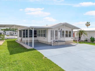 35045 Cynthia Ave, Zephyrhills, FL 33541