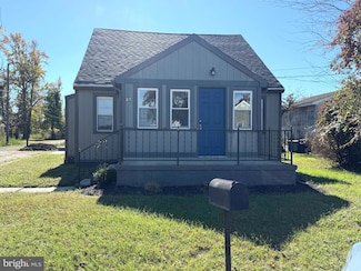 37 Beaver Ave, Pennsville, NJ 08070