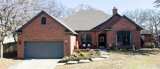 1412 Woodbury Cir, Edmond, OK 73034