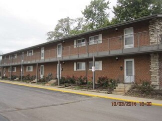 1830 W Knightsbridge Dr Unit 1A, Mount Prospect, IL 60056