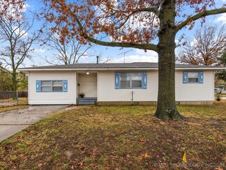 1115 Cudahy St, Bartlesville, OK 74003