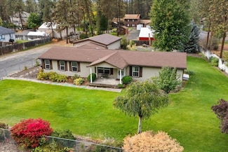 8827 N Seven Mile Rd, Nine Mile Falls, WA 99026