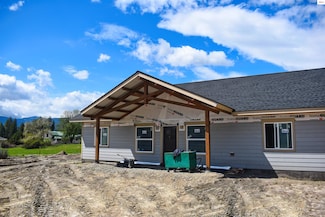 7434 Vista Dr, Bonners Ferry, ID 83805