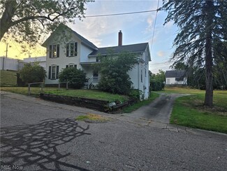 4683 Walnut St, Mantua, OH 44255