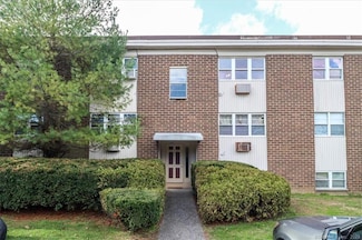 48 Belair Dr, New Milford, CT 06776