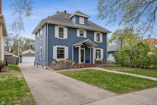 1524 5th Ave S, Fargo, ND 58103