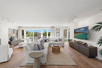430 Carnation Ave, Corona Del Mar, CA 92625