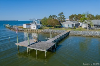 707 Riverside Dr, Deltaville, VA 23043