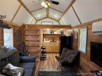 29144 Ivy Bend Rd, Stover, MO 65078
