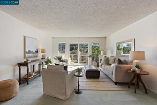 124 Ascot Ct Unit E, Moraga, CA 94556
