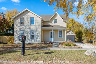 569 S Chestnut St, Chebanse, IL 60922