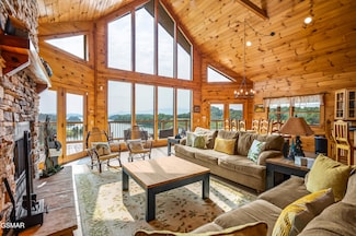 3829 Island View Rd, Sevierville, TN 37876