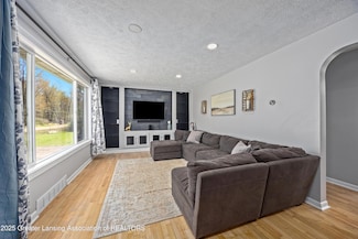 5364 Drumheller Rd, Bath, MI 48808