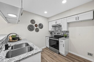 2333 Sherry St, Arlington, TX 76014