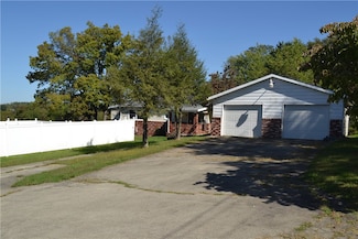 25 Shear St, Dunbar, PA 15421