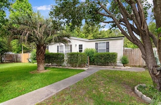 2504 Lenue Cir, Myrtle Beach, SC 29579