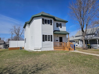 614 2nd Ave SW, Pipestone, MN 56164