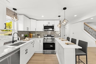 26 Lamb St, Attleboro, MA 02703