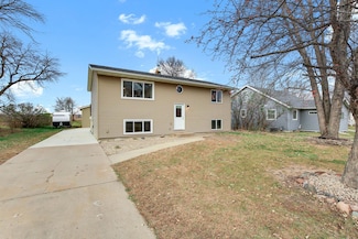 8600 1st Ave W, Clear Lake, MN 55319