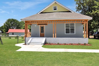 238 Hollywood Dr, Jackson, TN 38301