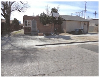 810 Roma Ave NW, Albuquerque, NM 87102