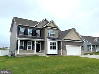 103 Santiago Cir, Martinsburg, WV 25403