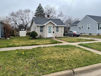 78 S Alfred Ave, Elgin, IL 60123
