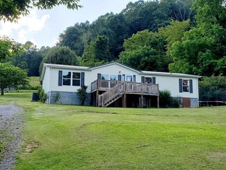 500 Shannons Branch Rd, Cedar Bluff, VA 24609