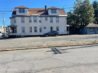 2122 Broadway, Schenectady, NY 12306