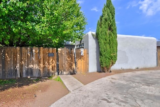 805 Ortiz Dr SE, Albuquerque, NM 87108