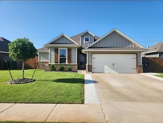 10812 NW 5th St, Yukon, OK 73099