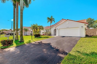 15510 Gauntlet Hall Manor, Davie, FL 33331