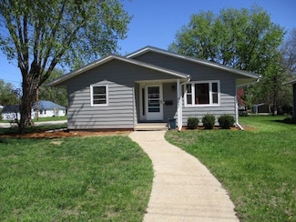 402 State St, Emmetsburg, IA 50536