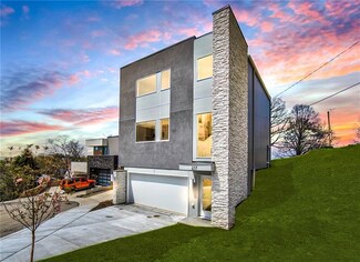 237 Zuzu Cir, Mount Oliver, PA 15210